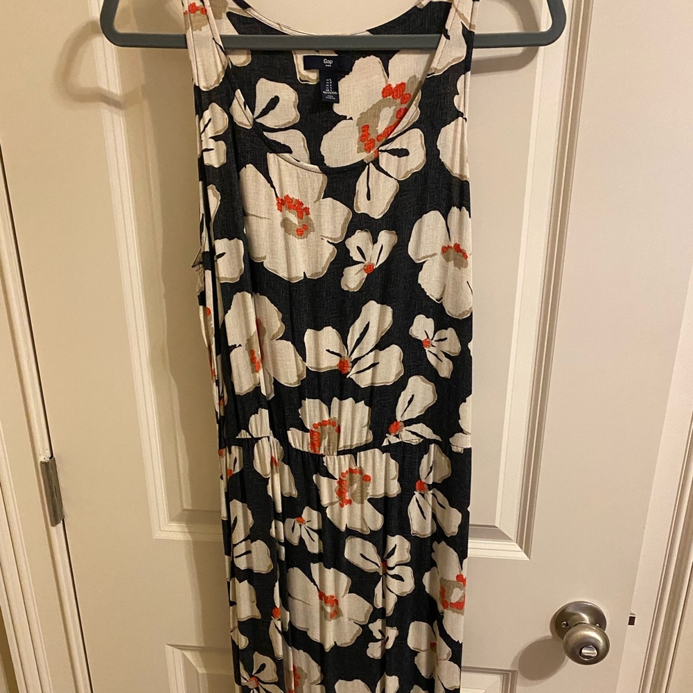 Gap maxi dress. Size Large